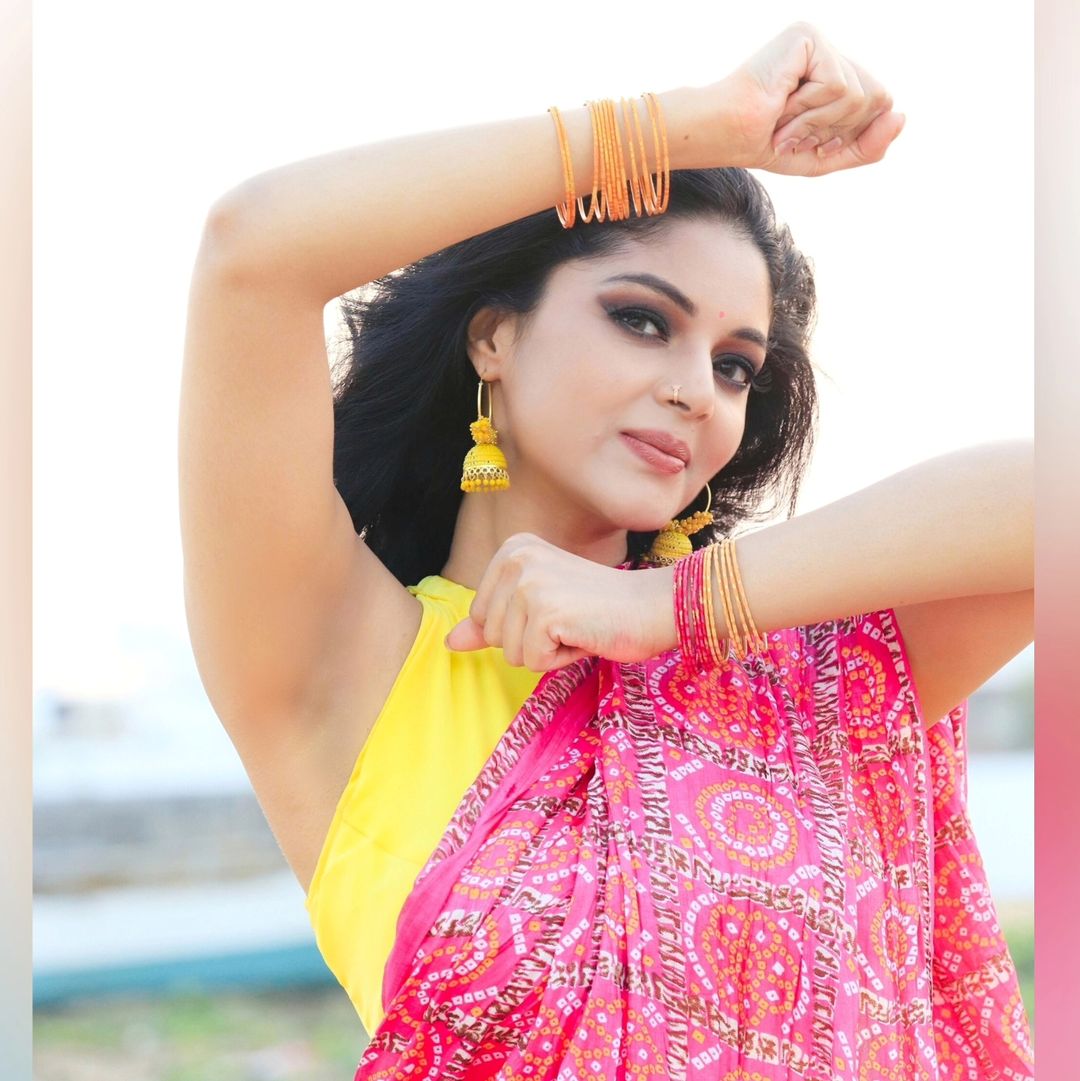 actress-sanam-shetty (2)